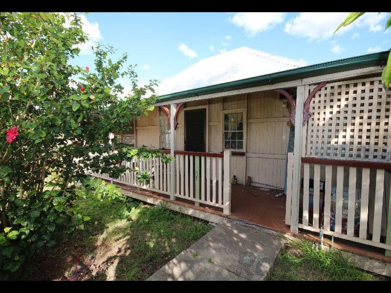 32 Moffatt Street, Ipswich QLD 4305, Ipswich - Image 1