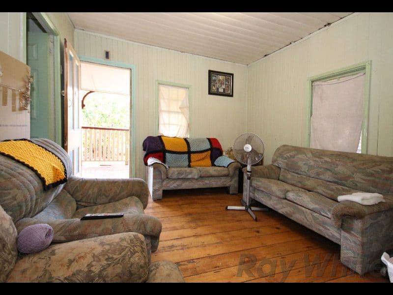 32 Moffatt Street, Ipswich QLD 4305, Ipswich - Thumbnail 4