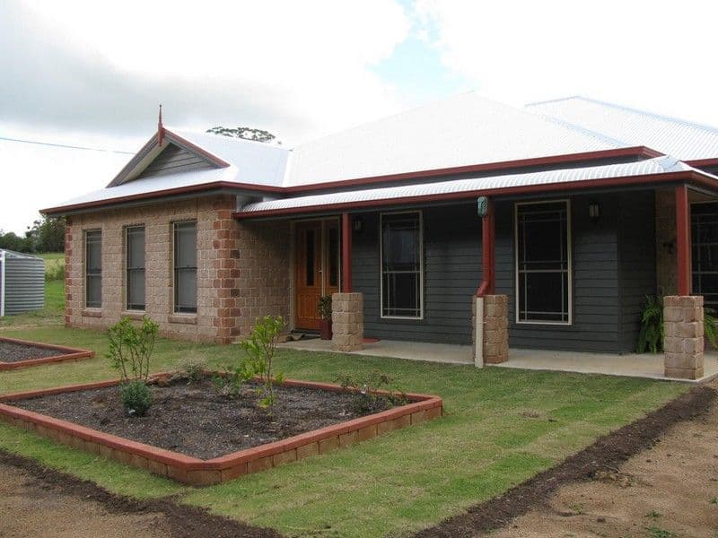 9 Barkers Lane, CROWS NEST QLD 4355, Crows Nest - Image 1