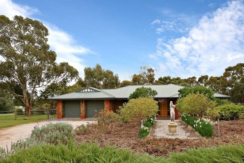 24 Jarman Crescent, Clare SA 5453, Clare - Image 1