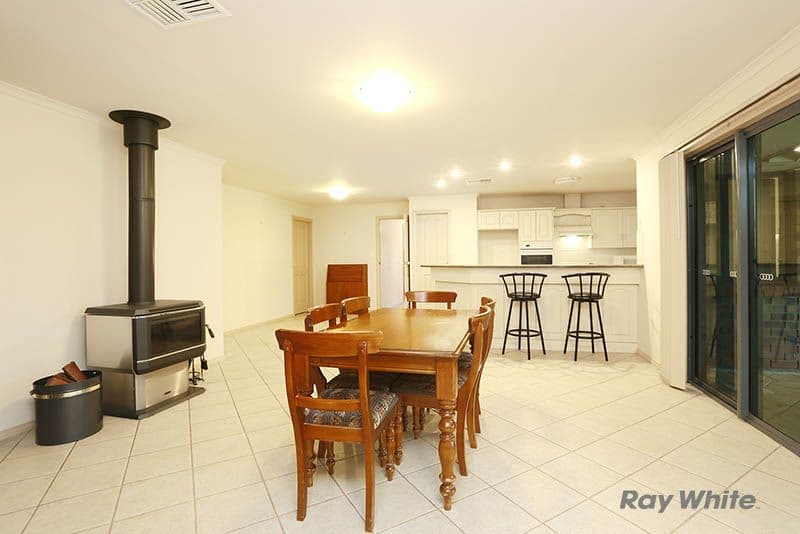 24 Jarman Crescent, Clare SA 5453, Clare - Thumbnail 5