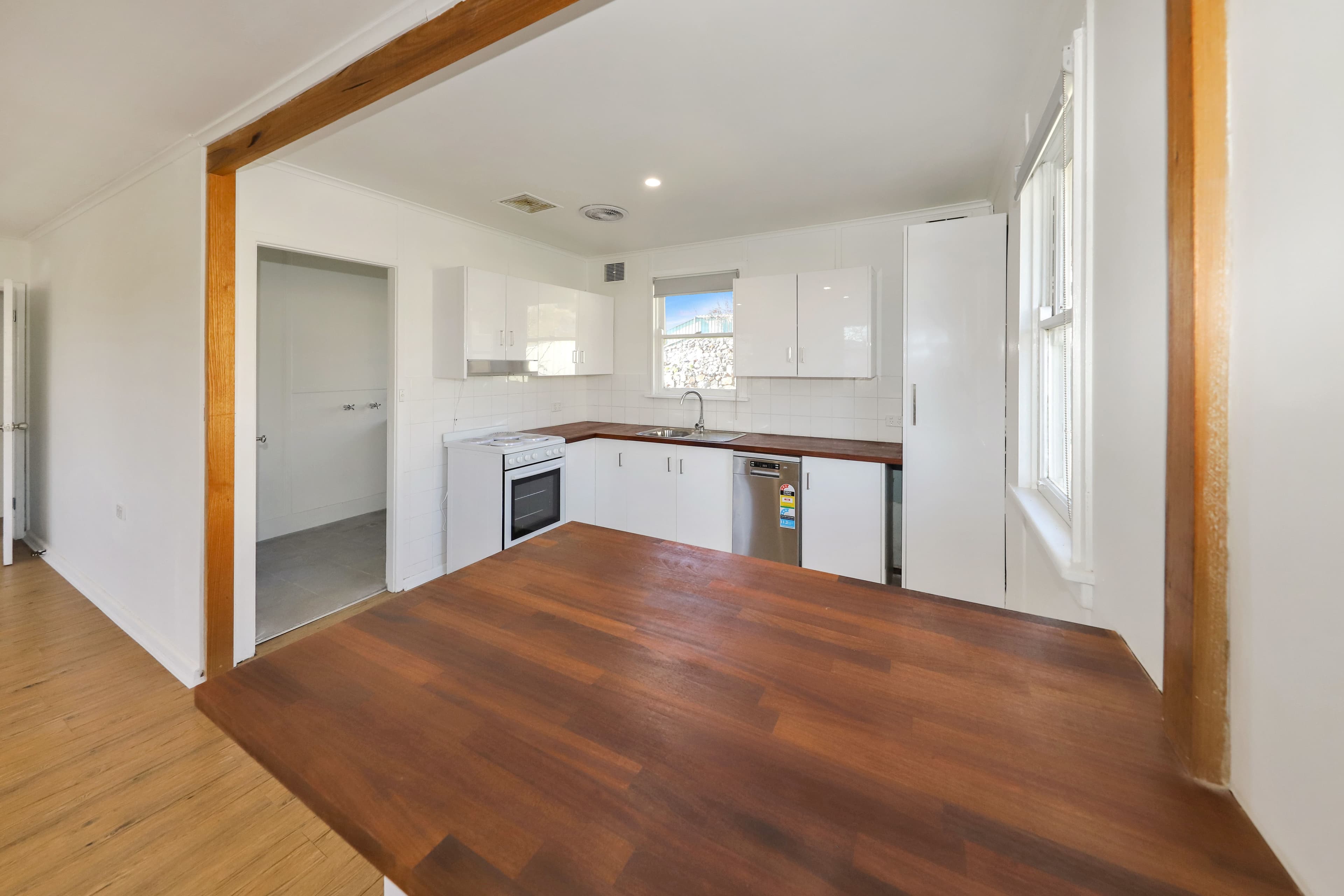 22 Dalhunty Street, Tumut NSW 2720, Tumut - Thumbnail 4