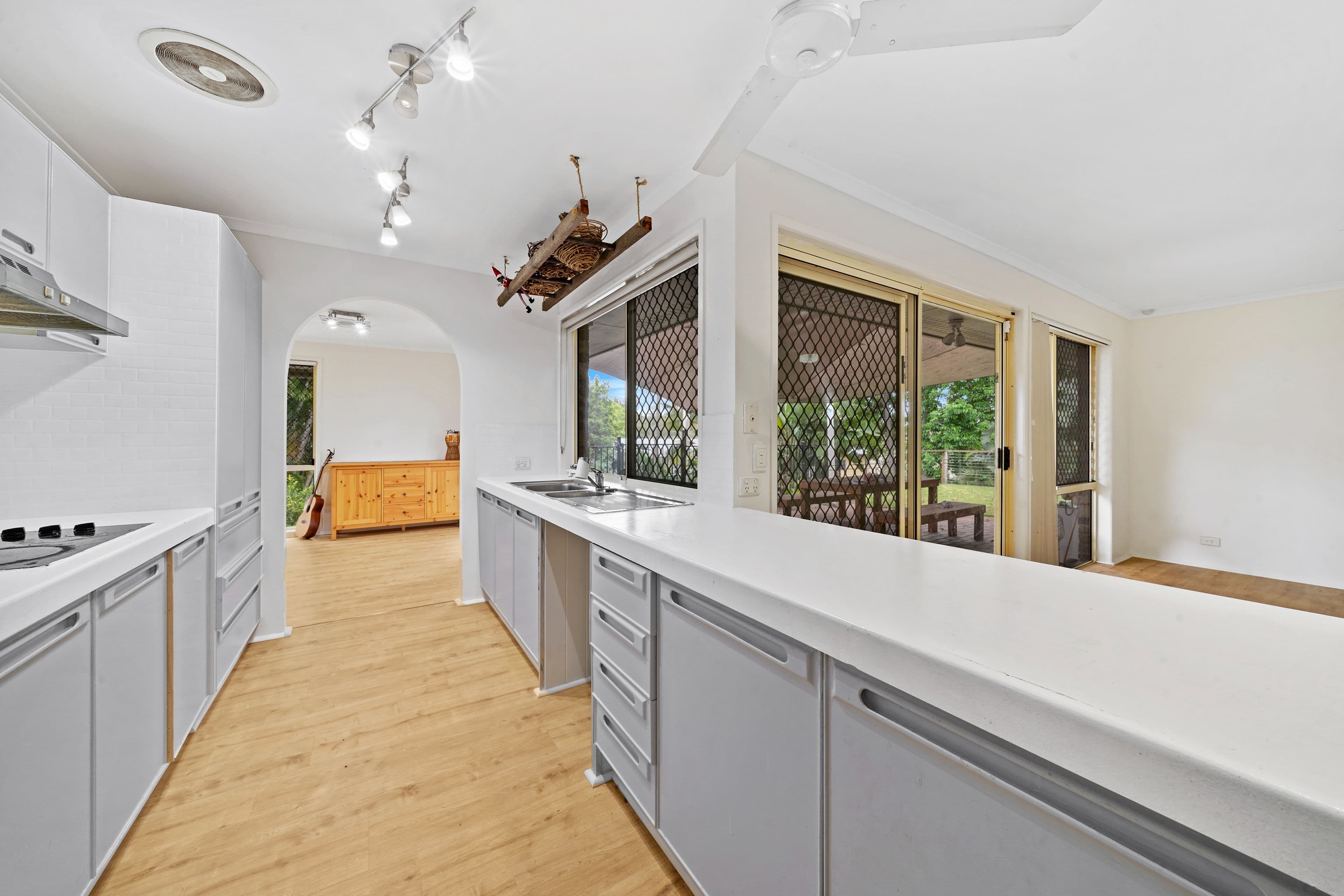 45 Louis Street, Beenleigh QLD 4207, Beenleigh - Thumbnail 5