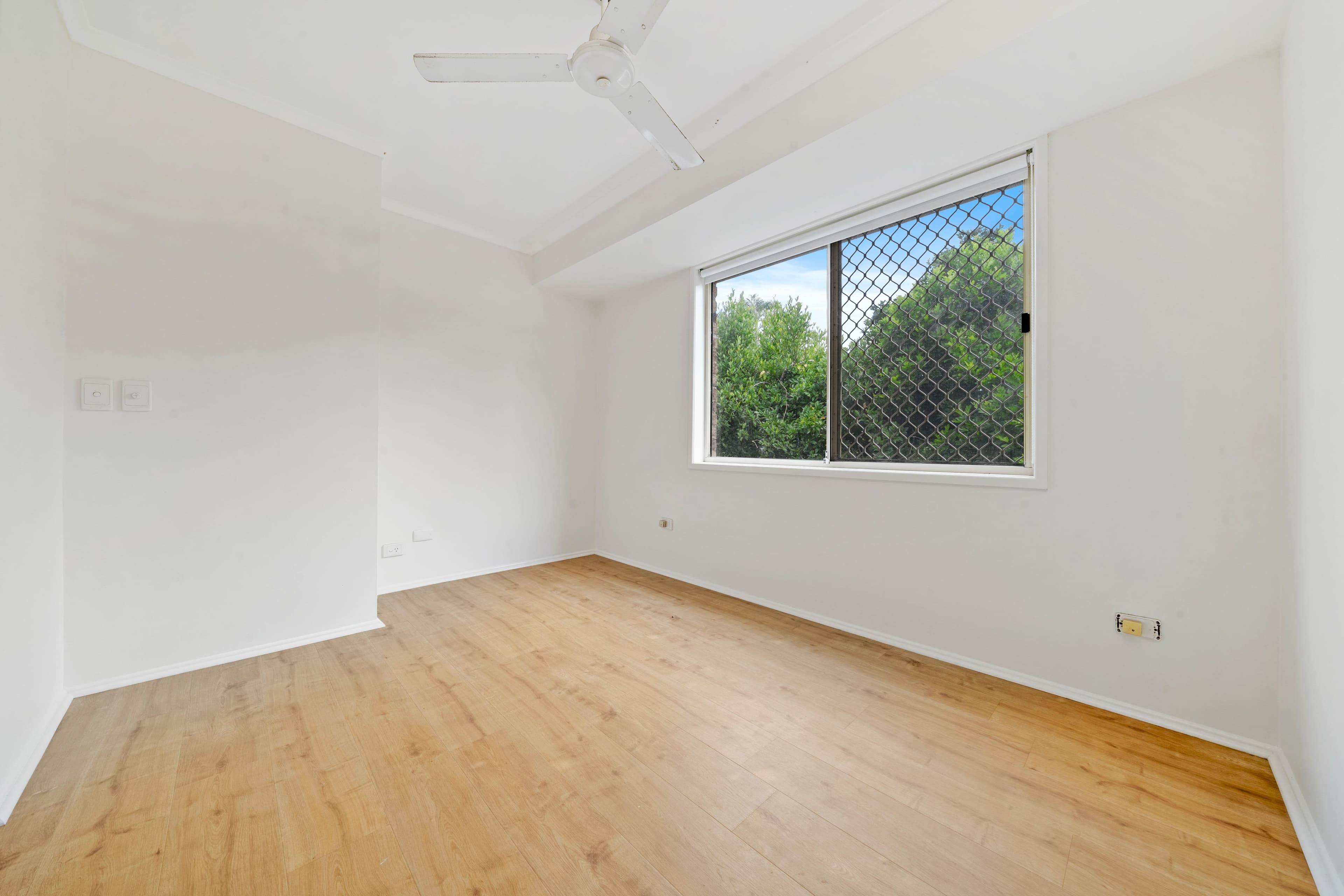 45 Louis Street, Beenleigh QLD 4207, Beenleigh - Thumbnail 7