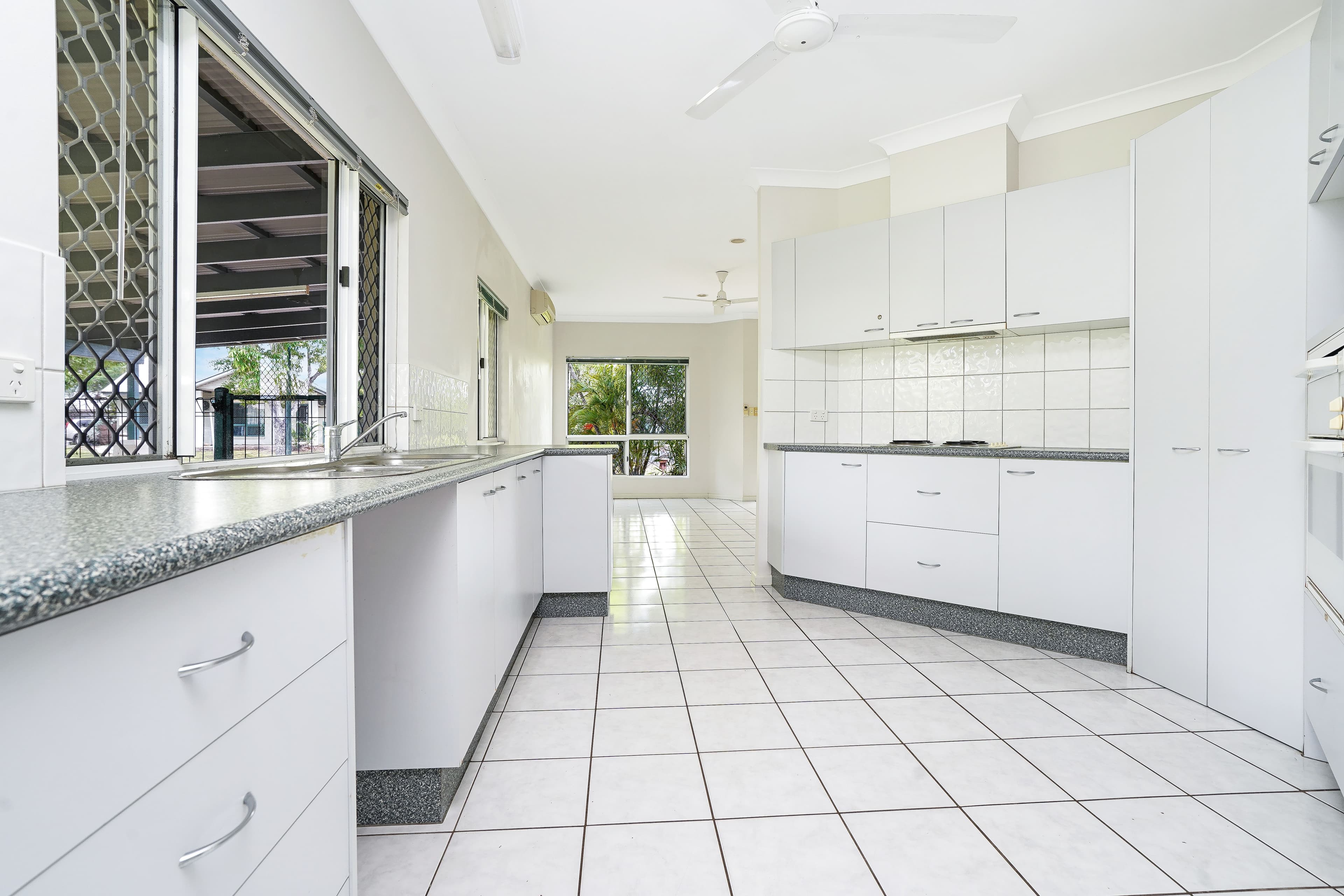 3 Cocos Grove, Durack NT 0830, Durack - Thumbnail 3