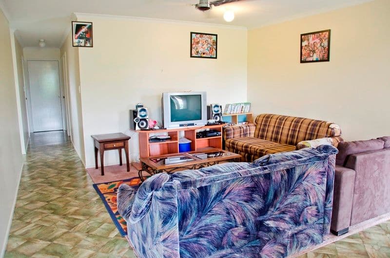 66 Eskdale Road, TOOGOOLAWAH QLD 4313, Toogoolawah - Thumbnail 2