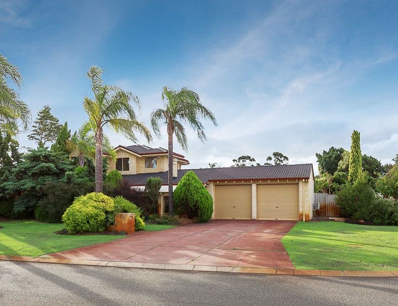 10 Kershaw Gardens, LEEMING WA 6149, Leeming - Image 1