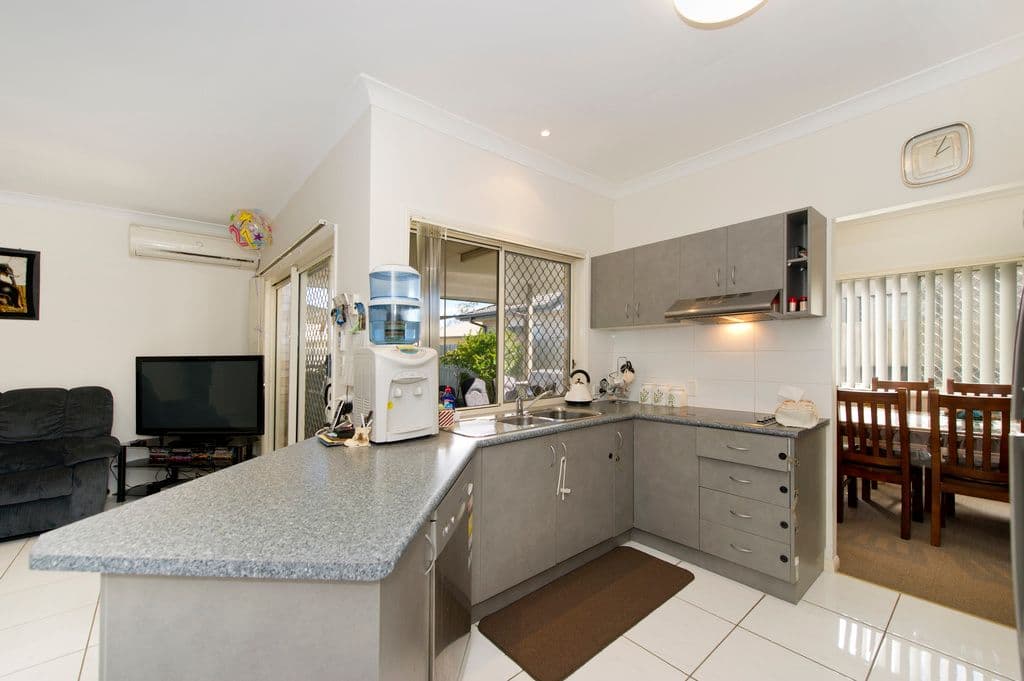 65 Summerhill Drive, MORAYFIELD QLD 4506, Morayfield - Thumbnail 2