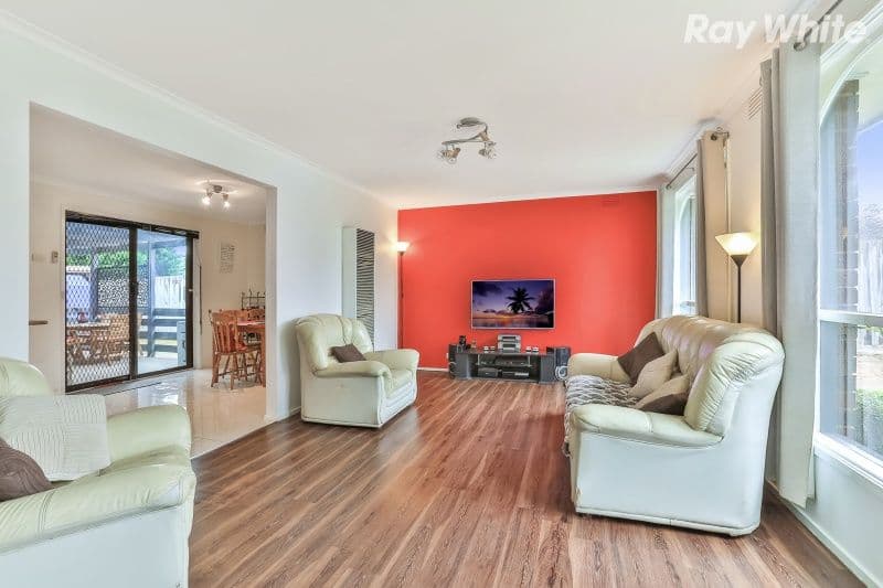 59 Circle Drive South, Cranbourne VIC 3977, Cranbourne - Thumbnail 3
