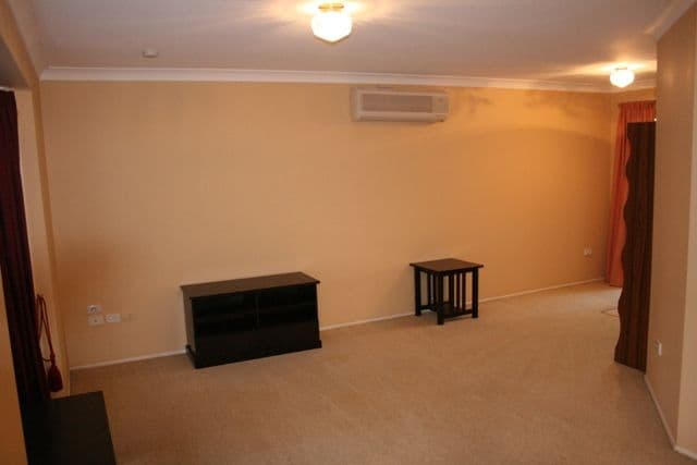 10 Brett Place, WYNNUM WEST QLD 4178, Wynnum West - Thumbnail 3