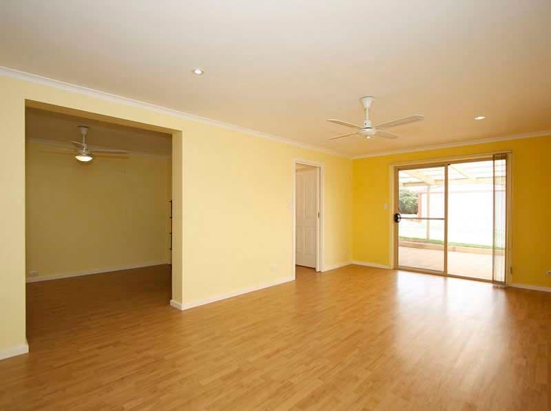 32 Wootoona Avenue, CHRISTIES BEACH SA 5165, Christies Beach - Thumbnail 2