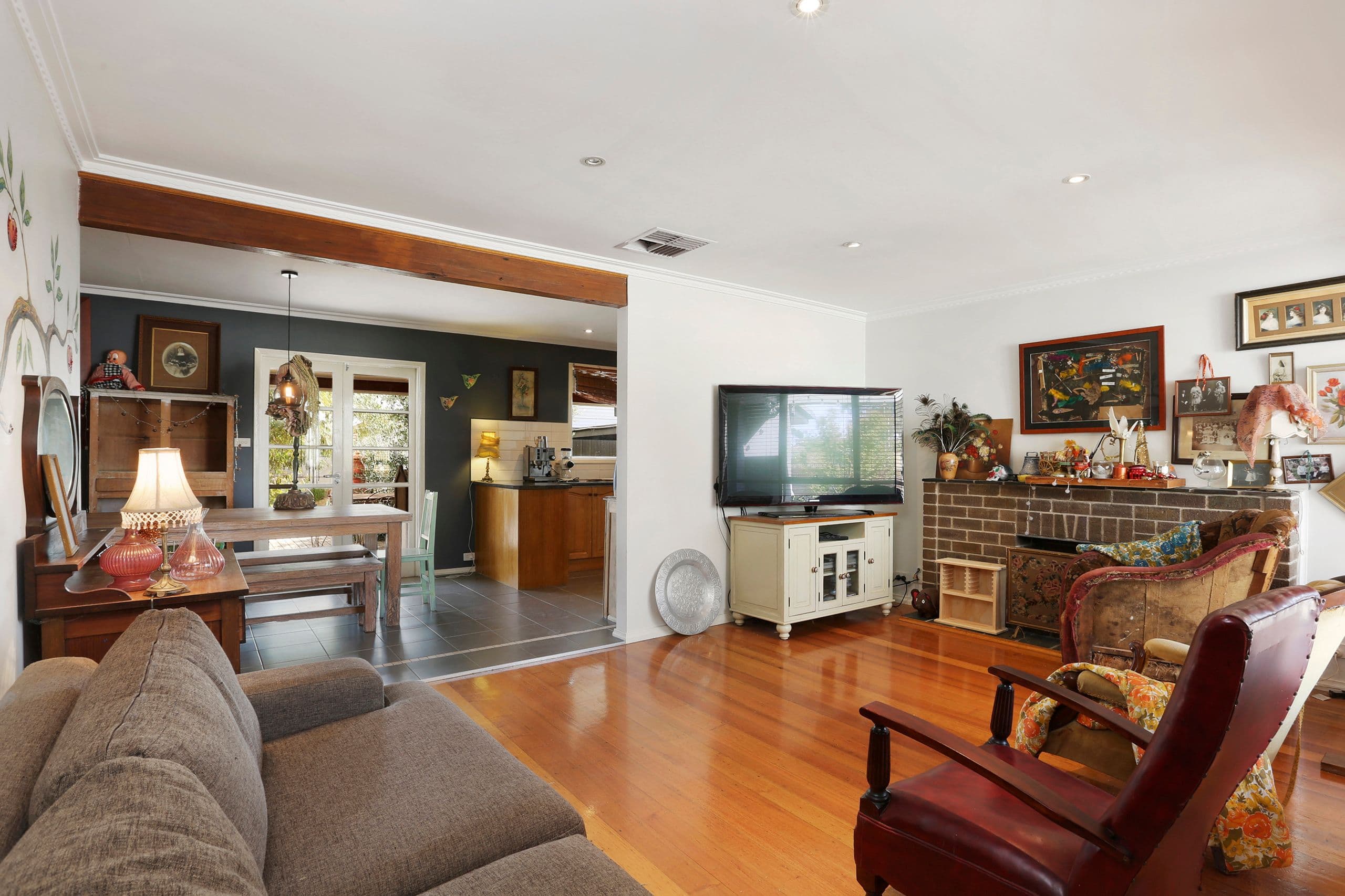 7 Fiona Avenue, Corio VIC 3214, Corio - Thumbnail 2
