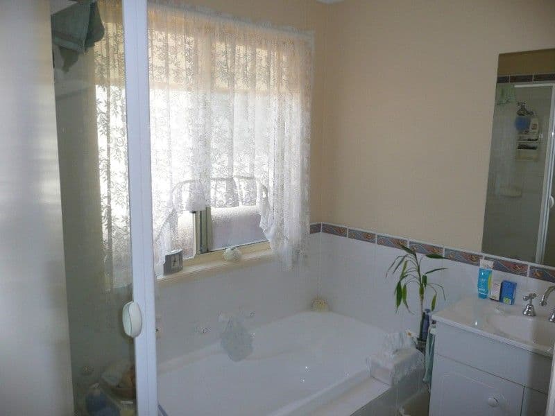 24 Woodbridge Crescent, LAKE MUNMORAH NSW 2259, Lake Munmorah - Thumbnail 5