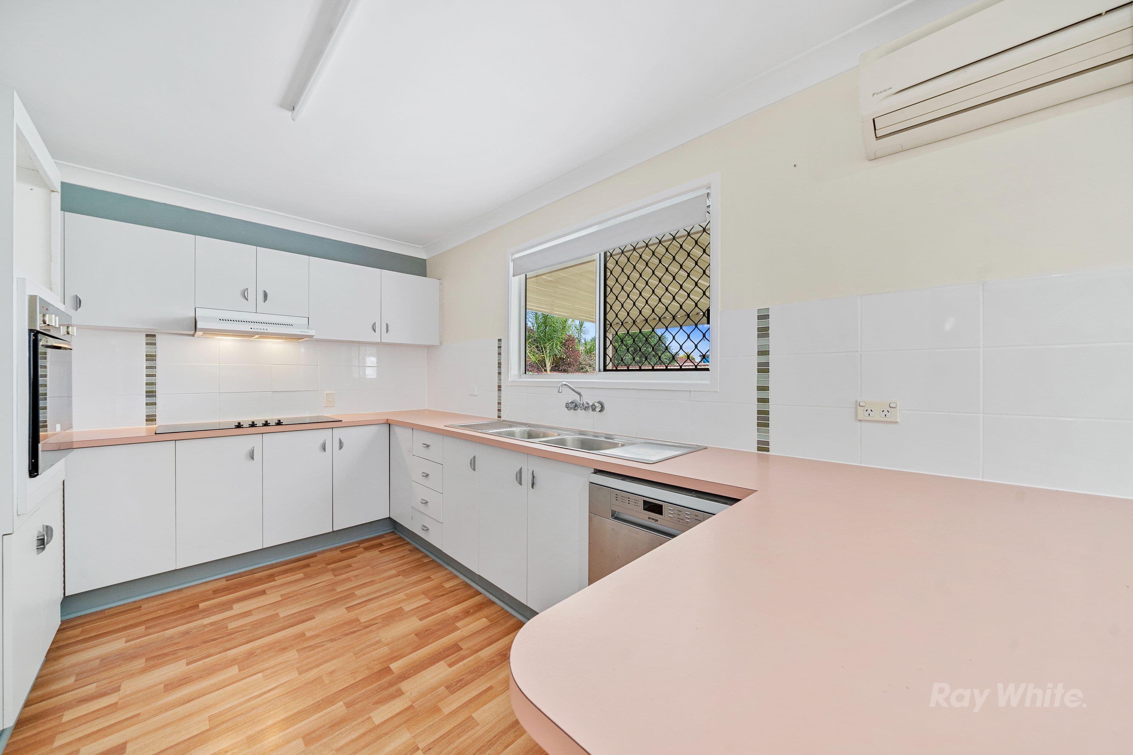 15 Coffey Street, Crestmead QLD 4132, Crestmead - Thumbnail 3