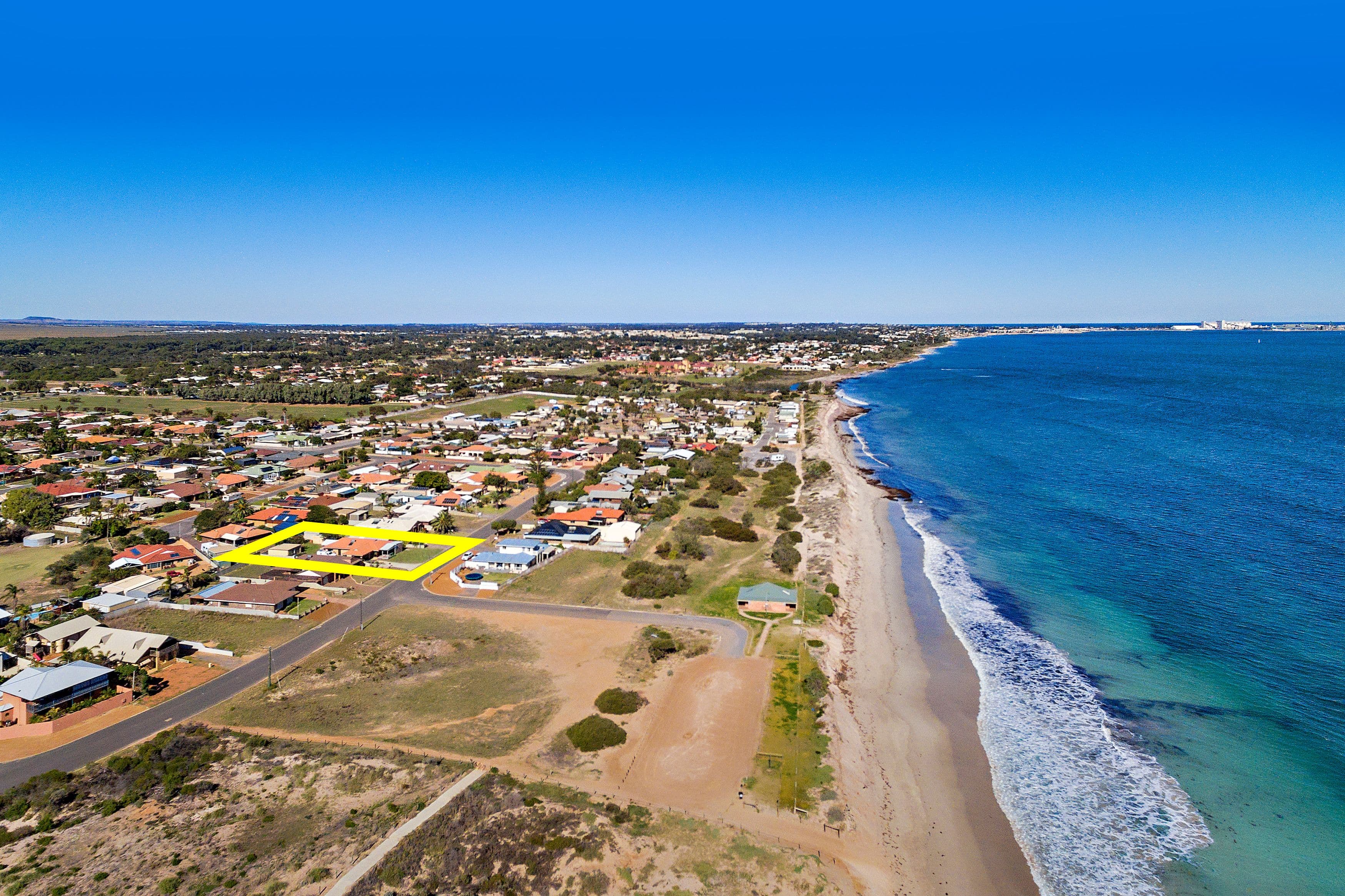 60 Volute Street, Sunset Beach WA 6530, Sunset Beach - Thumbnail 2