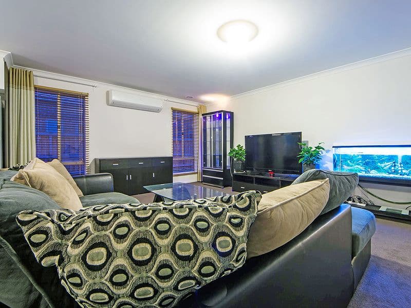6 Hollis Way, Truganina VIC 3029, Truganina - Thumbnail 7