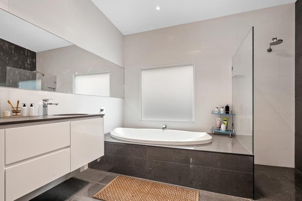 13 Park Avenue, Oatley NSW 2223, Oatley - Thumbnail 5