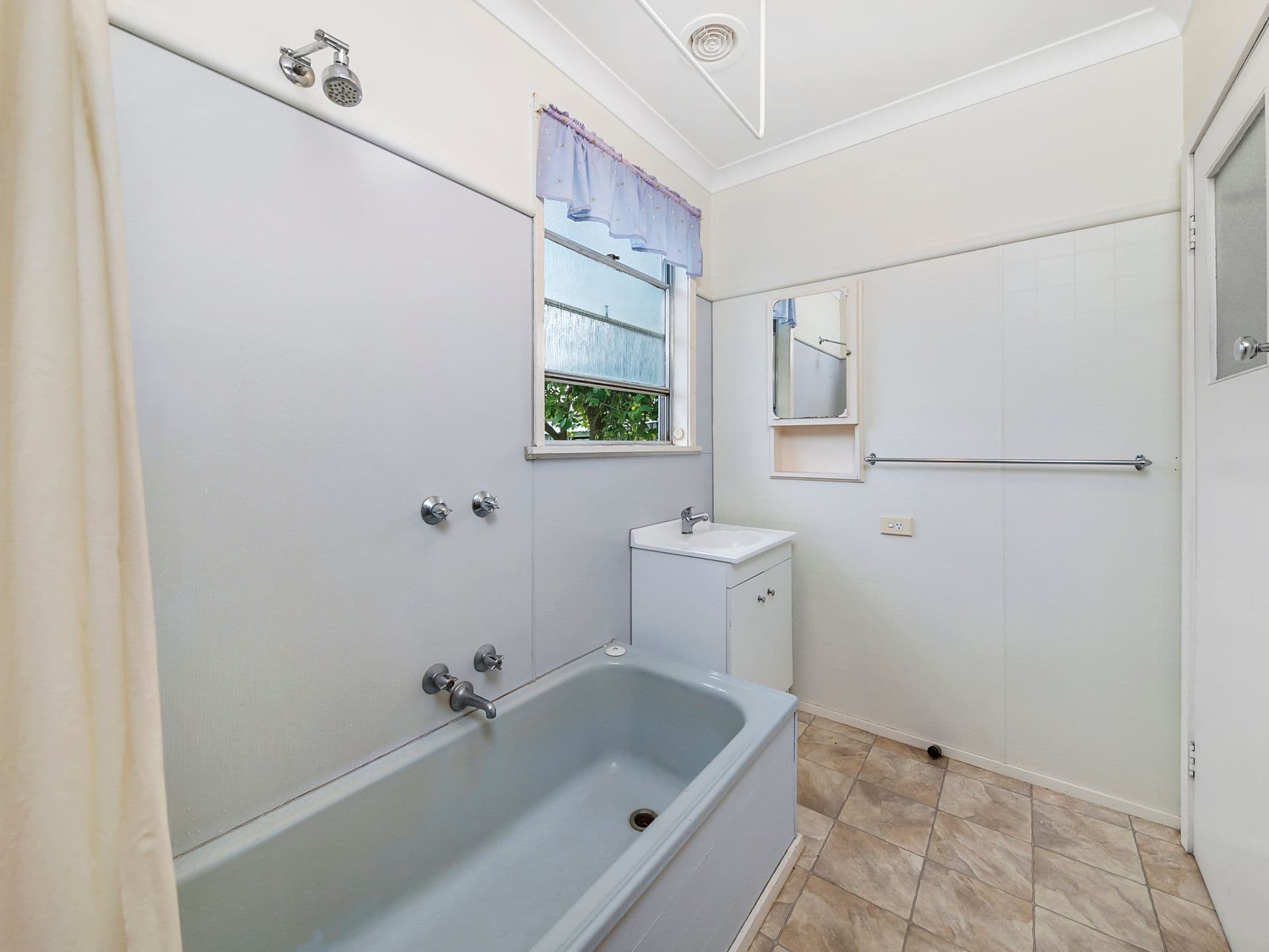 13 Cook Street, Benalla VIC 3672, Benalla - Thumbnail 5
