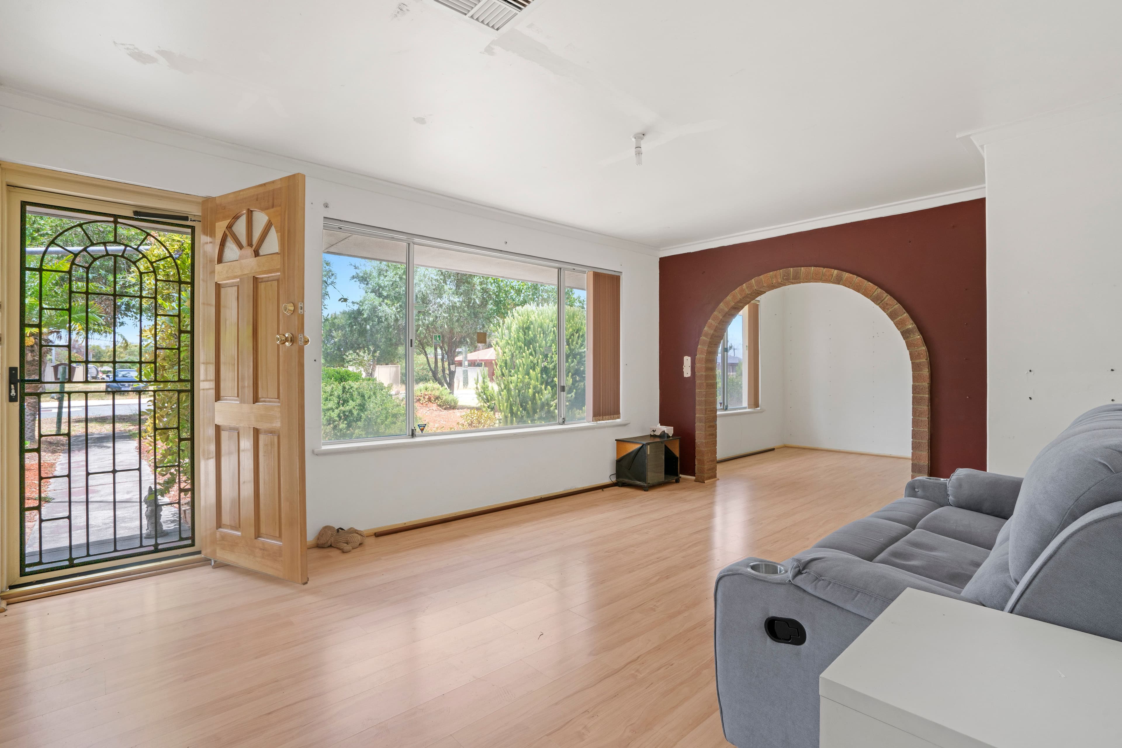32 Carabeen Road, Maddington WA 6109, Maddington - Thumbnail 2