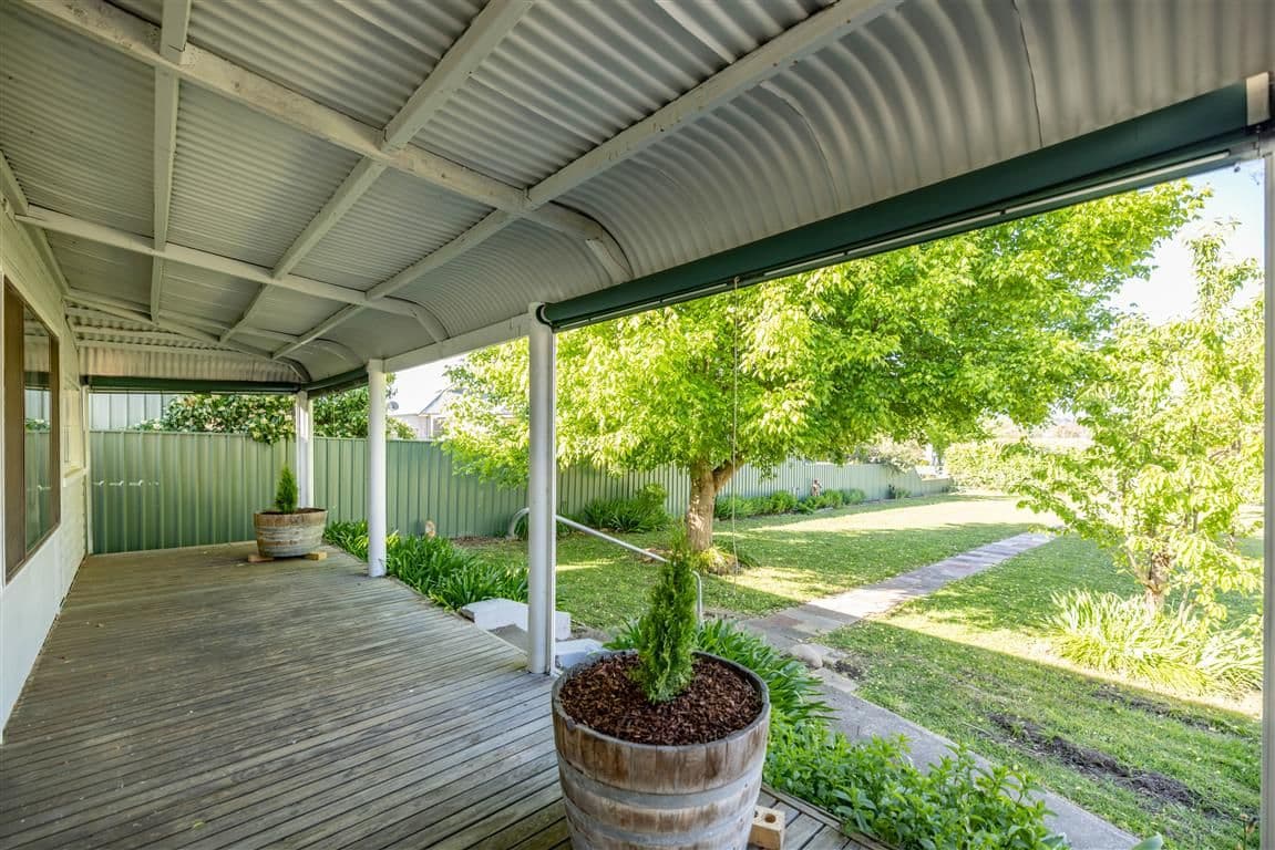 185 Capper Street, Tumut NSW 2720, Tumut - Thumbnail 2