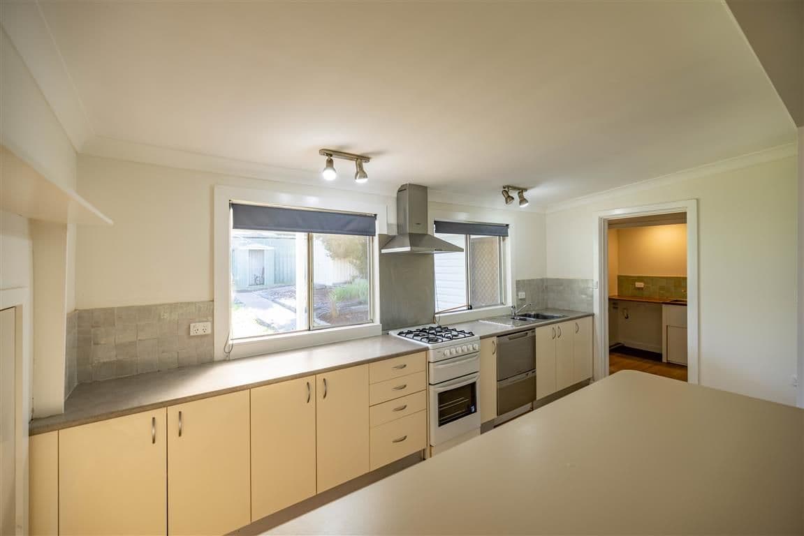 185 Capper Street, Tumut NSW 2720, Tumut - Thumbnail 6
