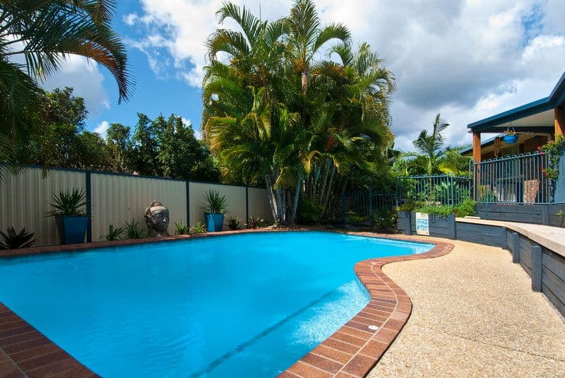 8 Holterman Court, MUDGEERABA QLD 4213, Mudgeeraba - Thumbnail 2