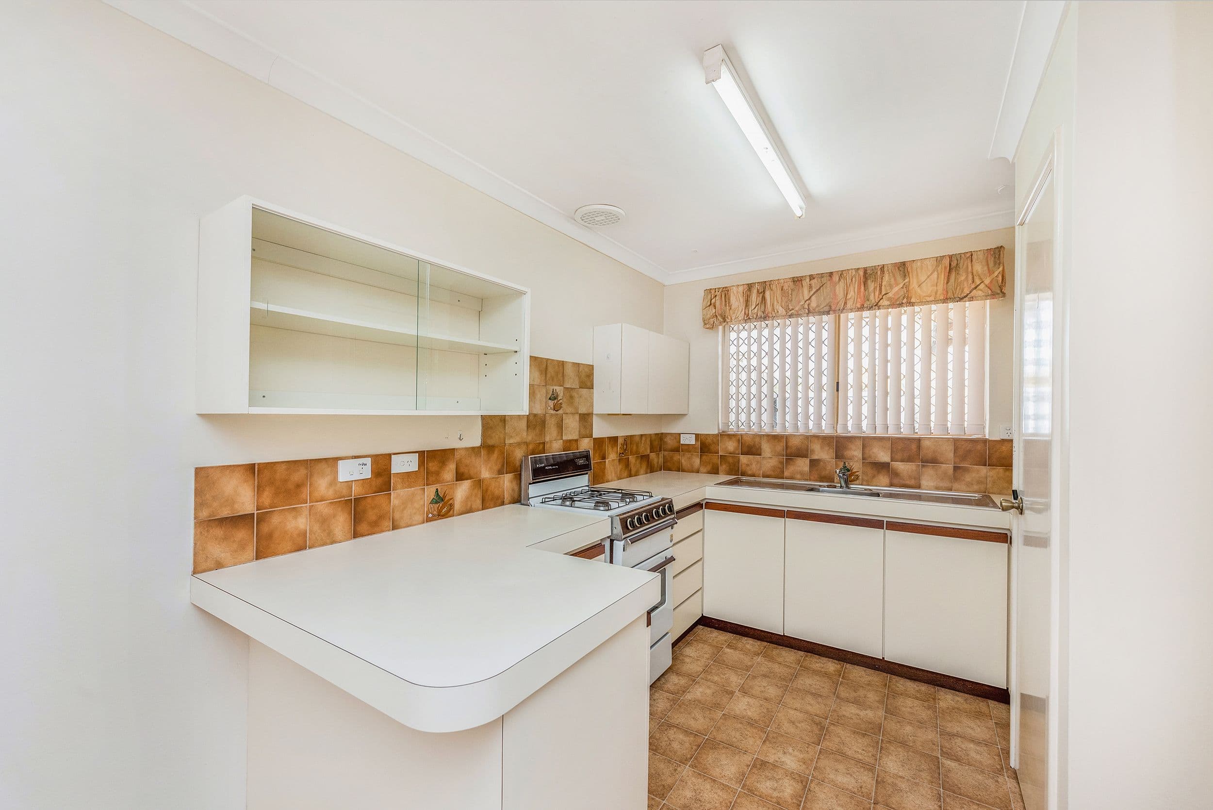 16 Hefron Street, Rockingham WA 6168, Rockingham - Thumbnail 3