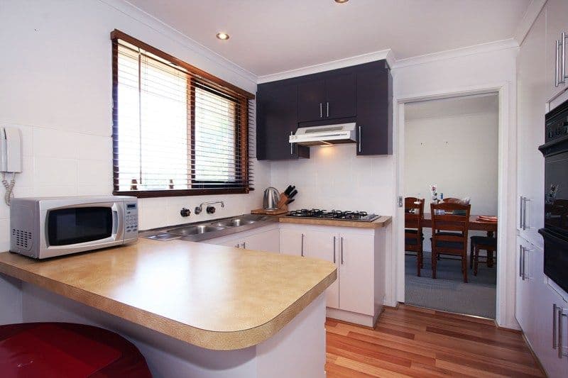 298 Canterbury Road, HEATHMONT VIC 3135, Heathmont - Thumbnail 2