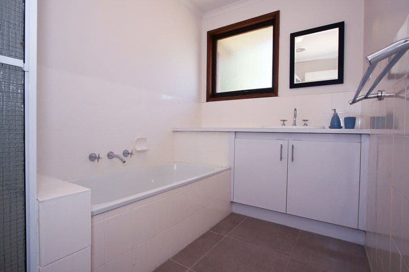 298 Canterbury Road, HEATHMONT VIC 3135, Heathmont - Thumbnail 6