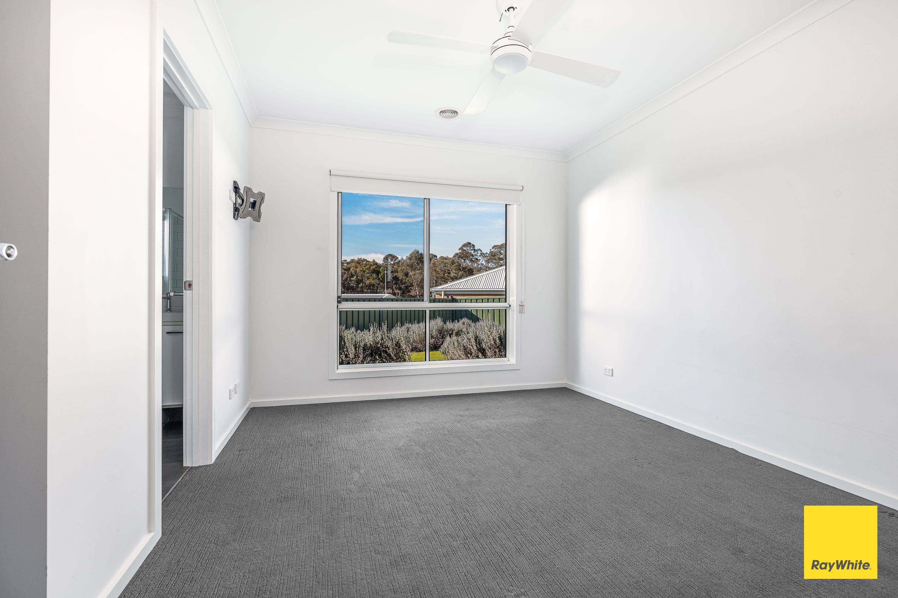 3 Cortland Close, Kangaroo Flat VIC 3555, Kangaroo Flat - Thumbnail 3