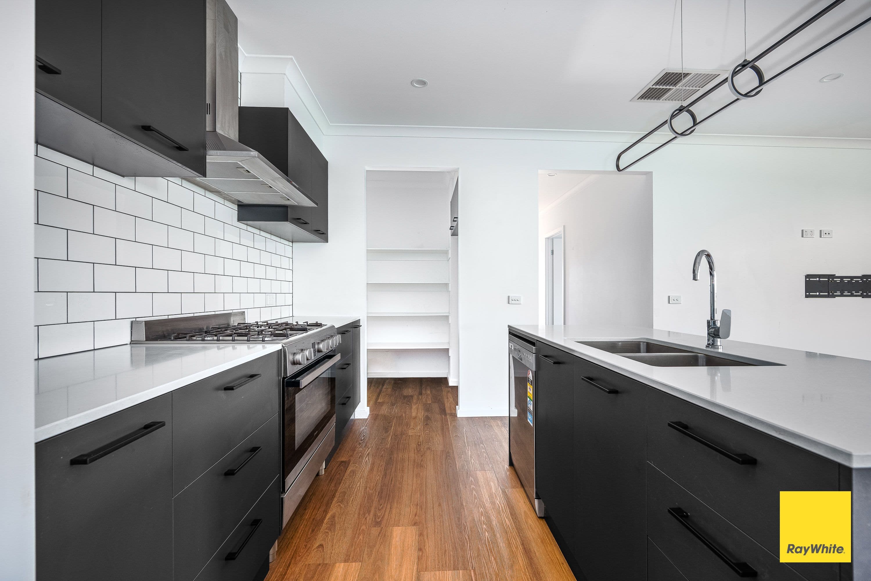 3 Cortland Close, Kangaroo Flat VIC 3555, Kangaroo Flat - Thumbnail 8