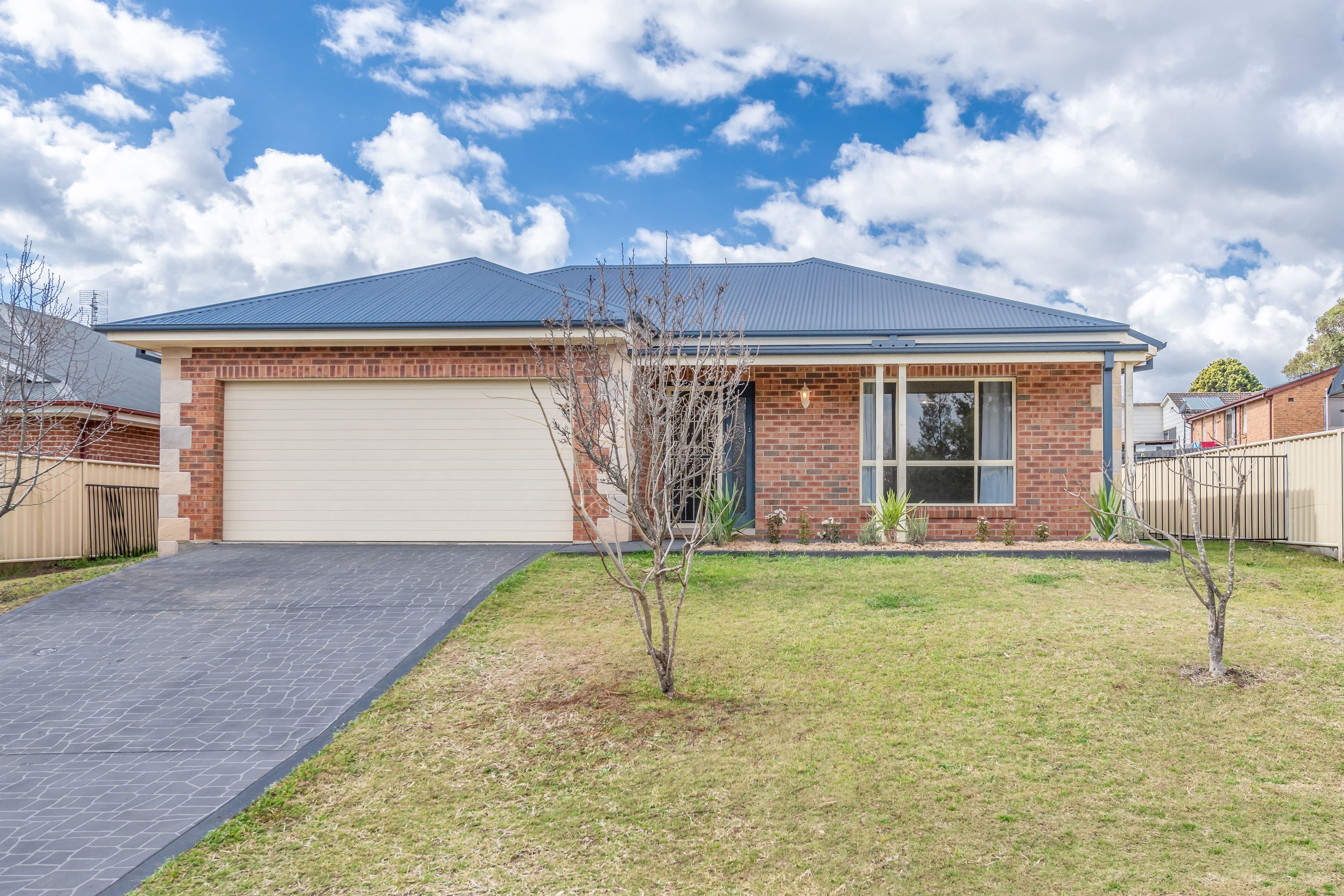 4 Hillview Avenue, Dungog NSW 2420, Dungog - Image 1