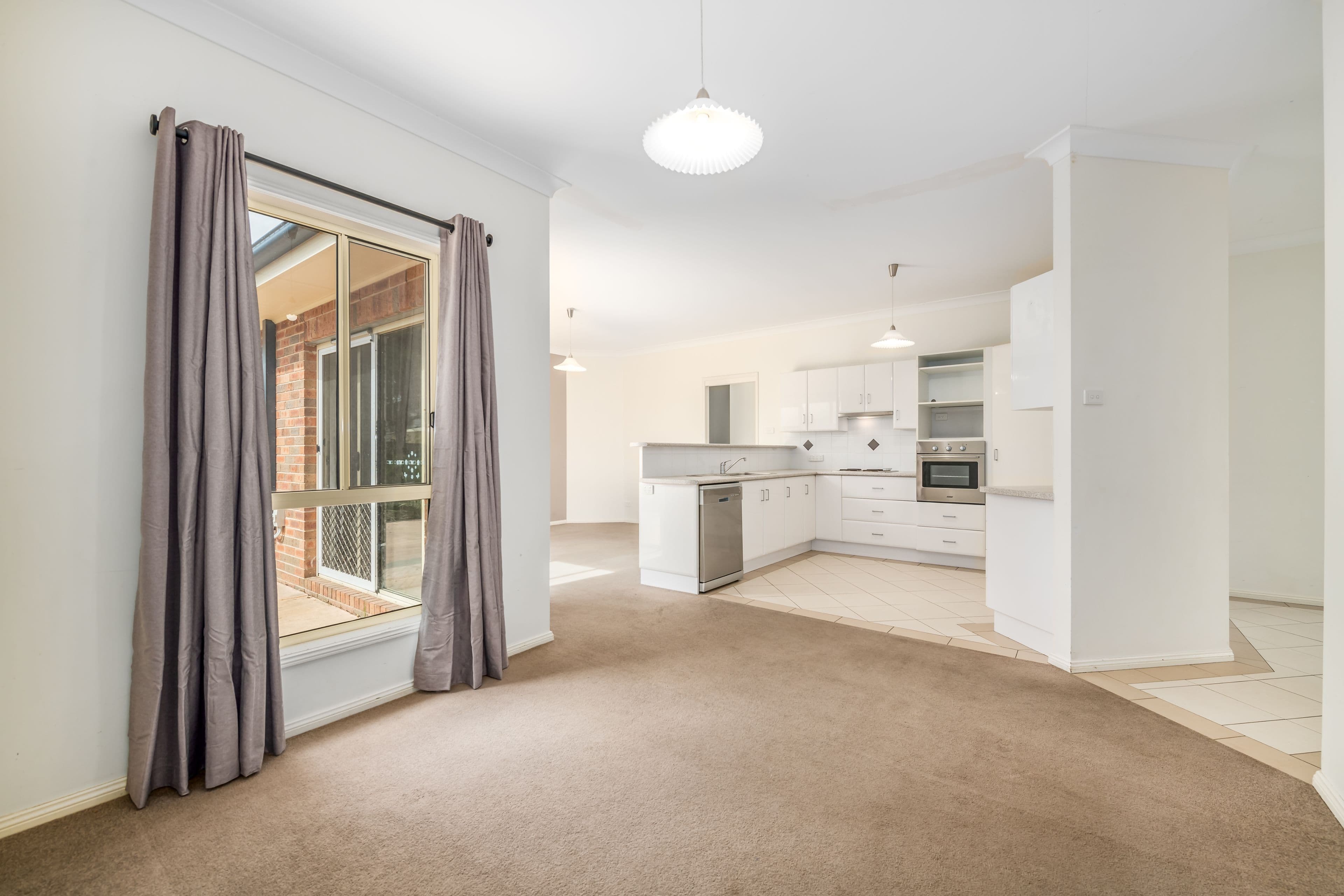 4 Hillview Avenue, Dungog NSW 2420, Dungog - Thumbnail 2