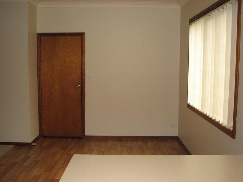 2 Kim Close, THIRLMERE NSW 2572, Thirlmere - Thumbnail 6