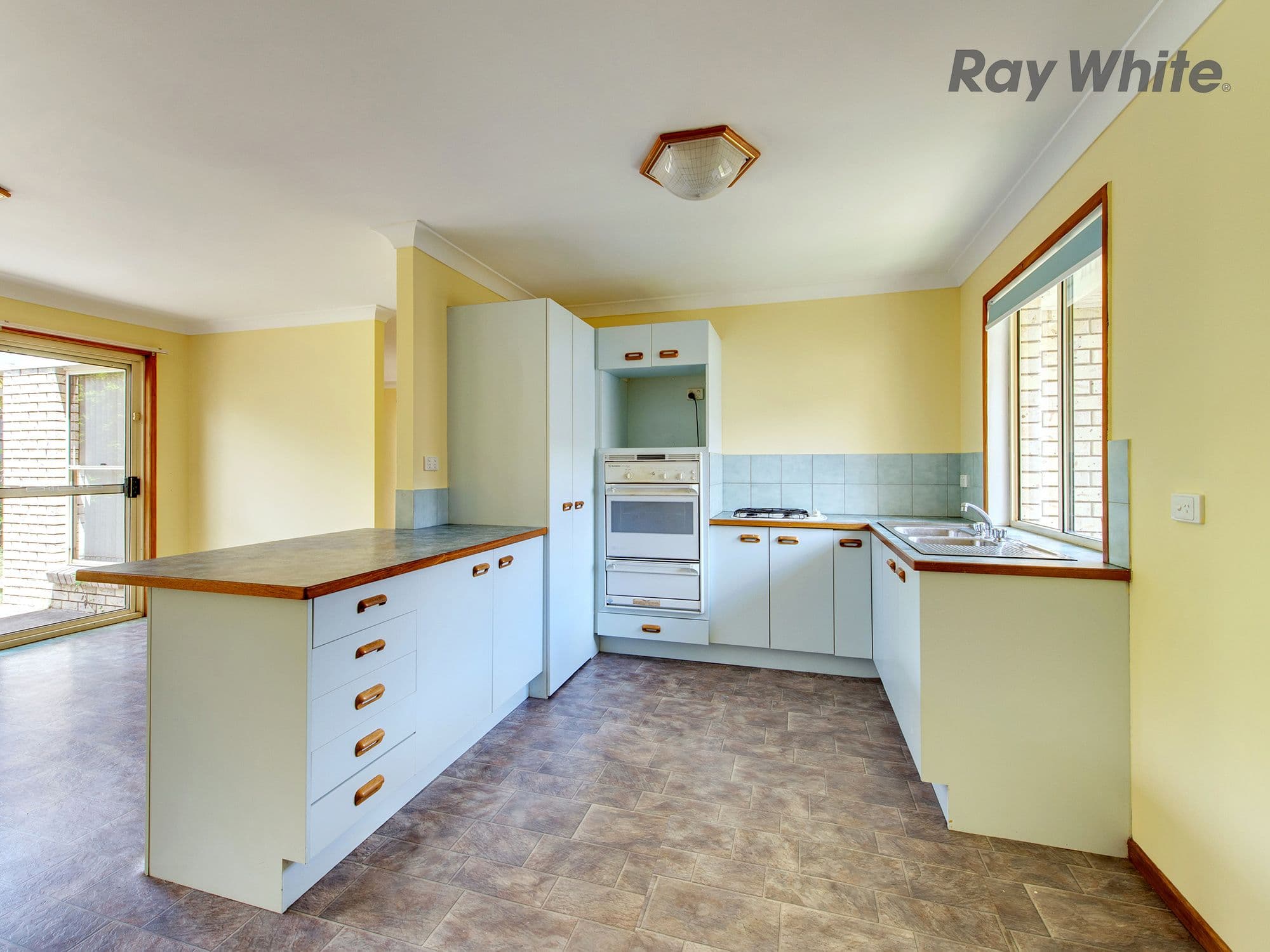 12 Cedar Close, Forest Lake QLD 4078, Forest Lake - Thumbnail 4