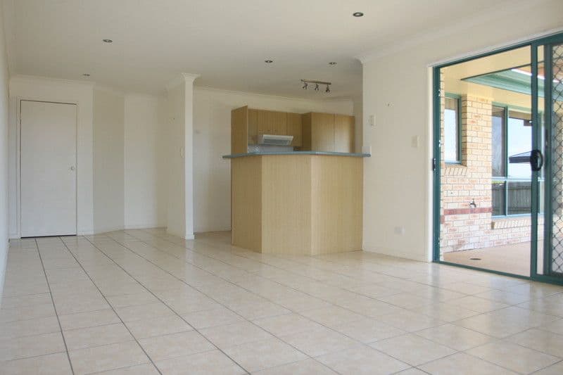 UNIT 77/129 Surf Parade, Broadbeach, QLD, 4218, Broadbeach - Thumbnail 2