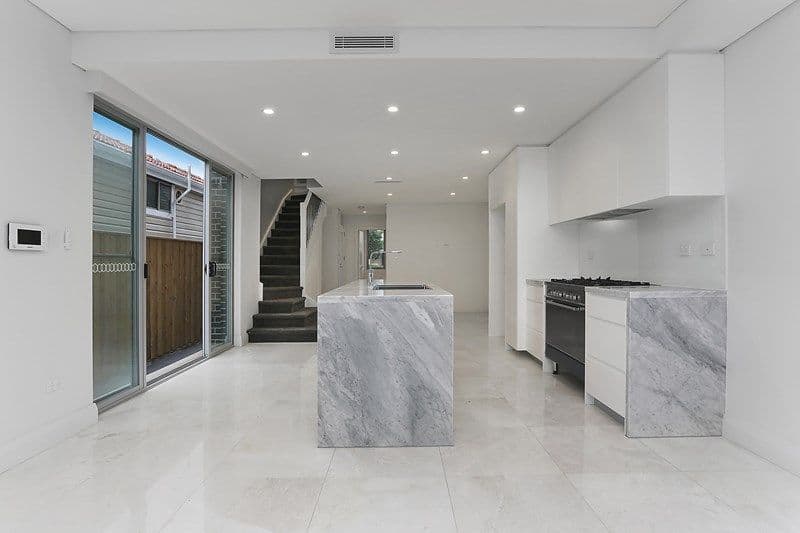 16 Alfred Street, Mascot - Thumbnail 2