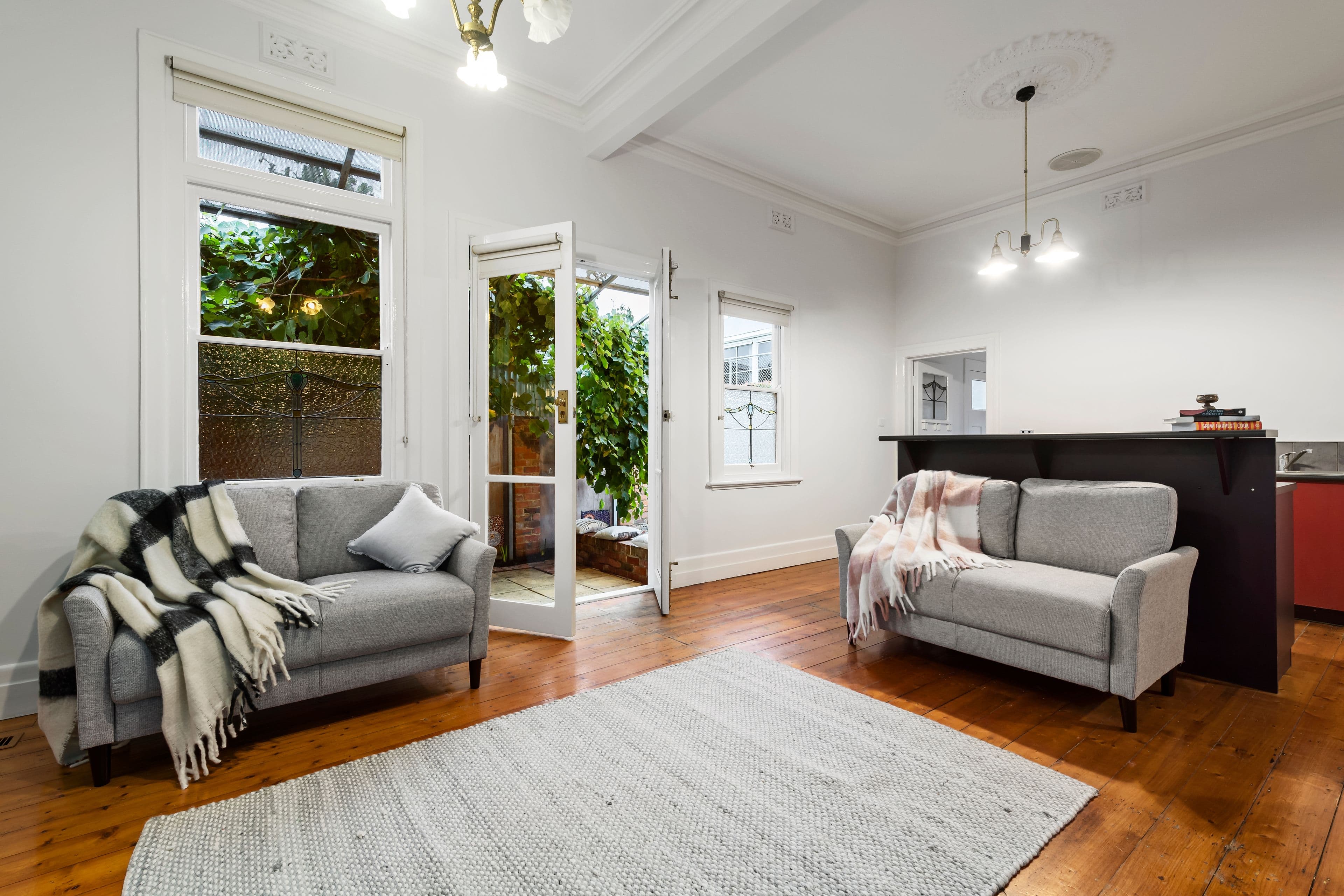 18 Latrobe Street, Hughesdale VIC 3166, Hughesdale - Thumbnail 7