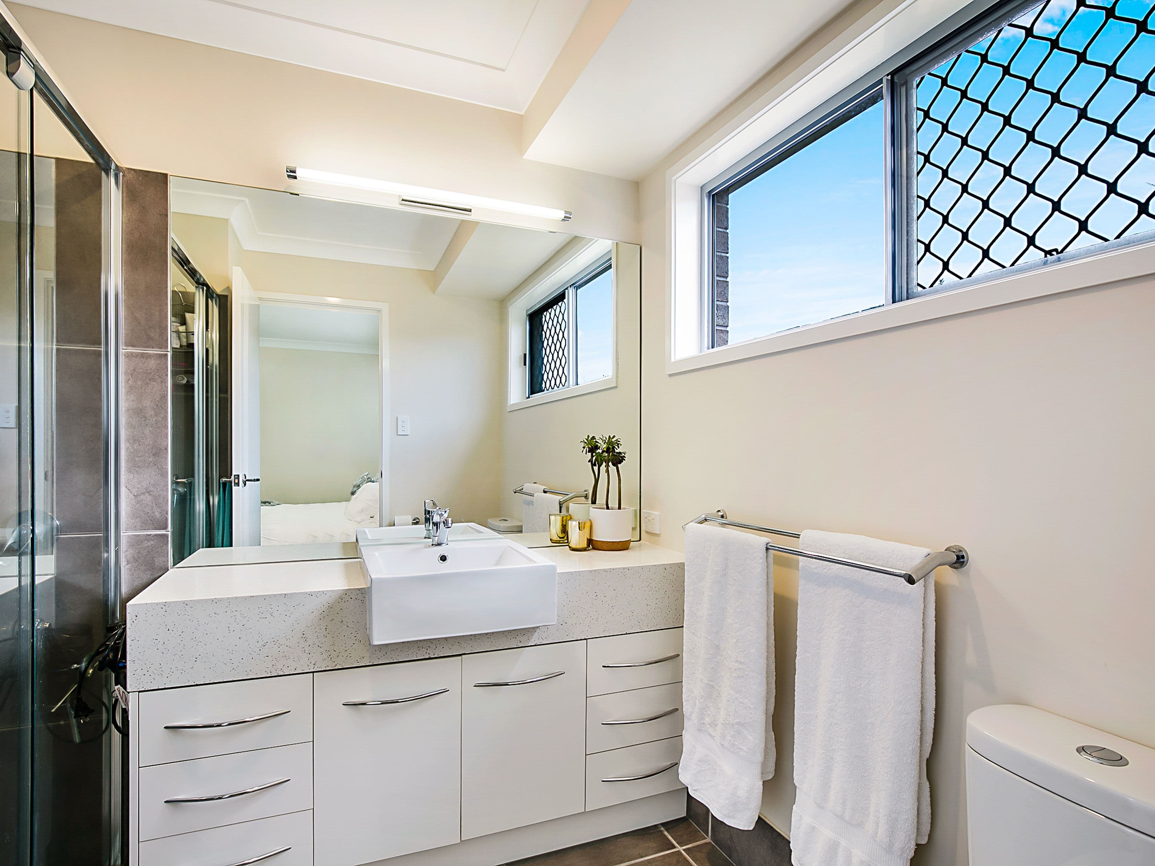 30 Pugh Street, Middle Ridge QLD 4350, Middle Ridge - Thumbnail 8
