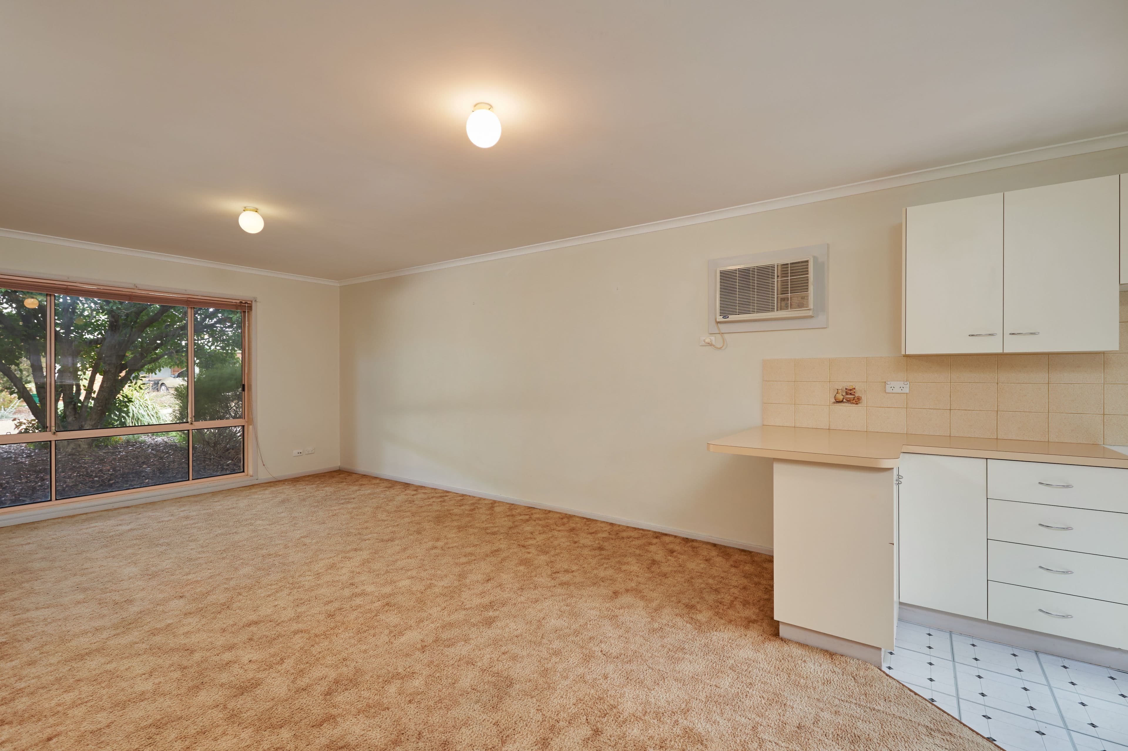 8 Bulolo Street, Ashmont - Thumbnail 2