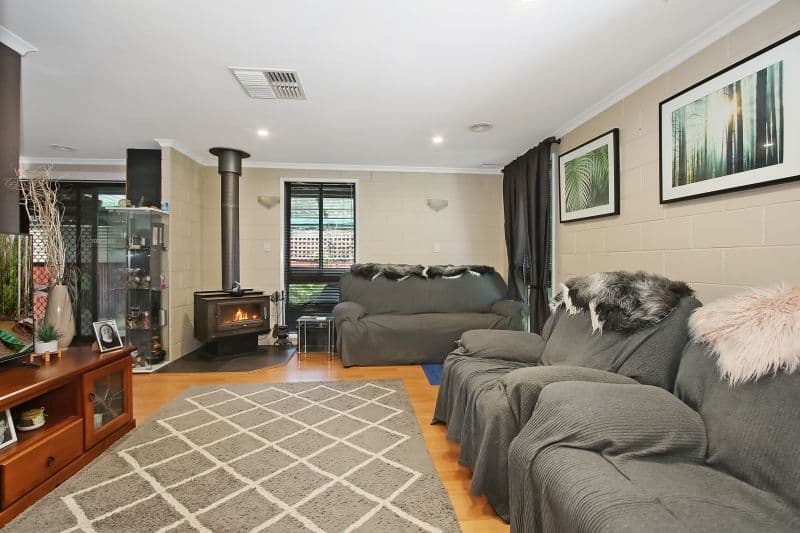 19 Waratah Way, Wodonga VIC 3690, Wodonga - Thumbnail 2