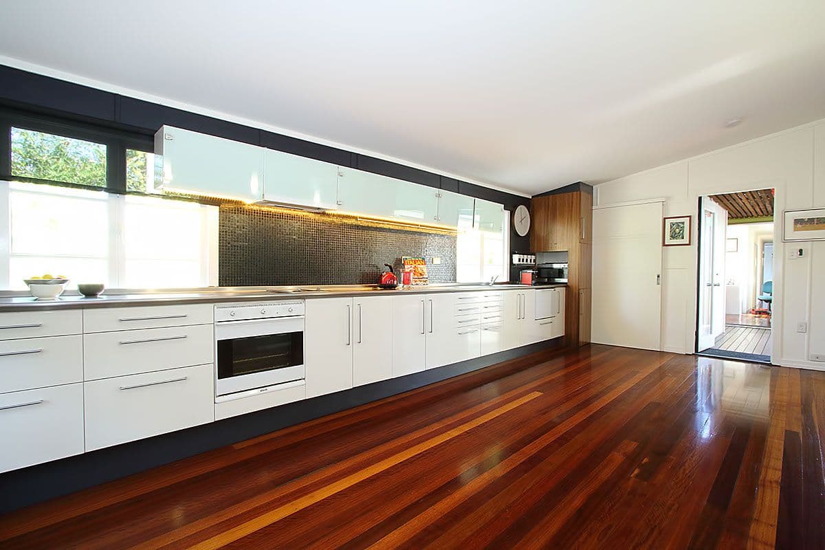 817 Cavendish Road, Holland Park QLD 4121, Holland Park - Thumbnail 3