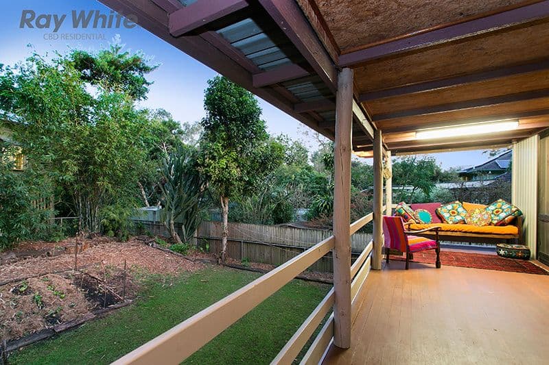 2 Hefferan Street, FAIRFIELD QLD 4103, Fairfield - Thumbnail 4