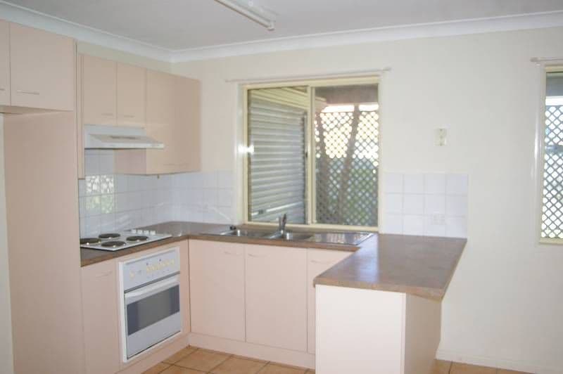 17 Carter Court, DECEPTION BAY QLD 4508, Deception Bay - Thumbnail 2