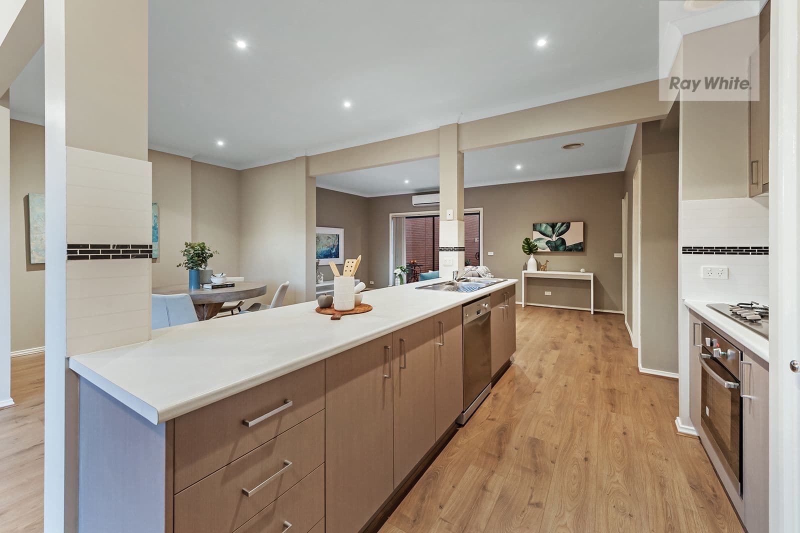 259 Windrock Avenue, Craigieburn VIC 3064, Craigieburn - Thumbnail 4