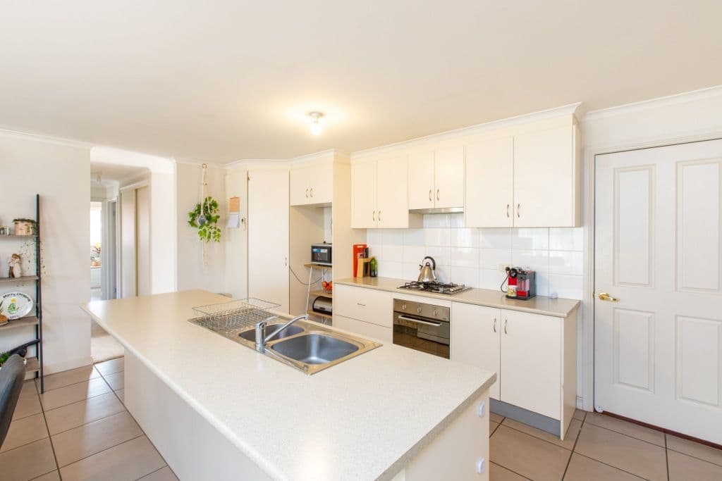 15 Lisa Court, Mildura VIC 3500, Mildura - Thumbnail 4