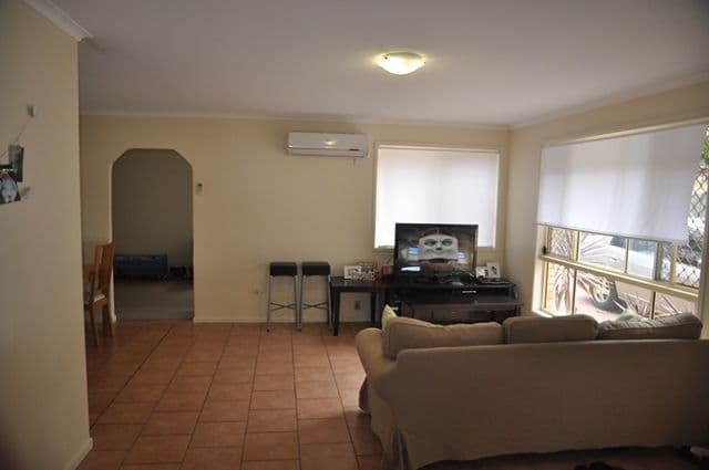 56 Dalzell Crescent, DARLING HEIGHTS QLD 4350, Darling Heights - Thumbnail 2