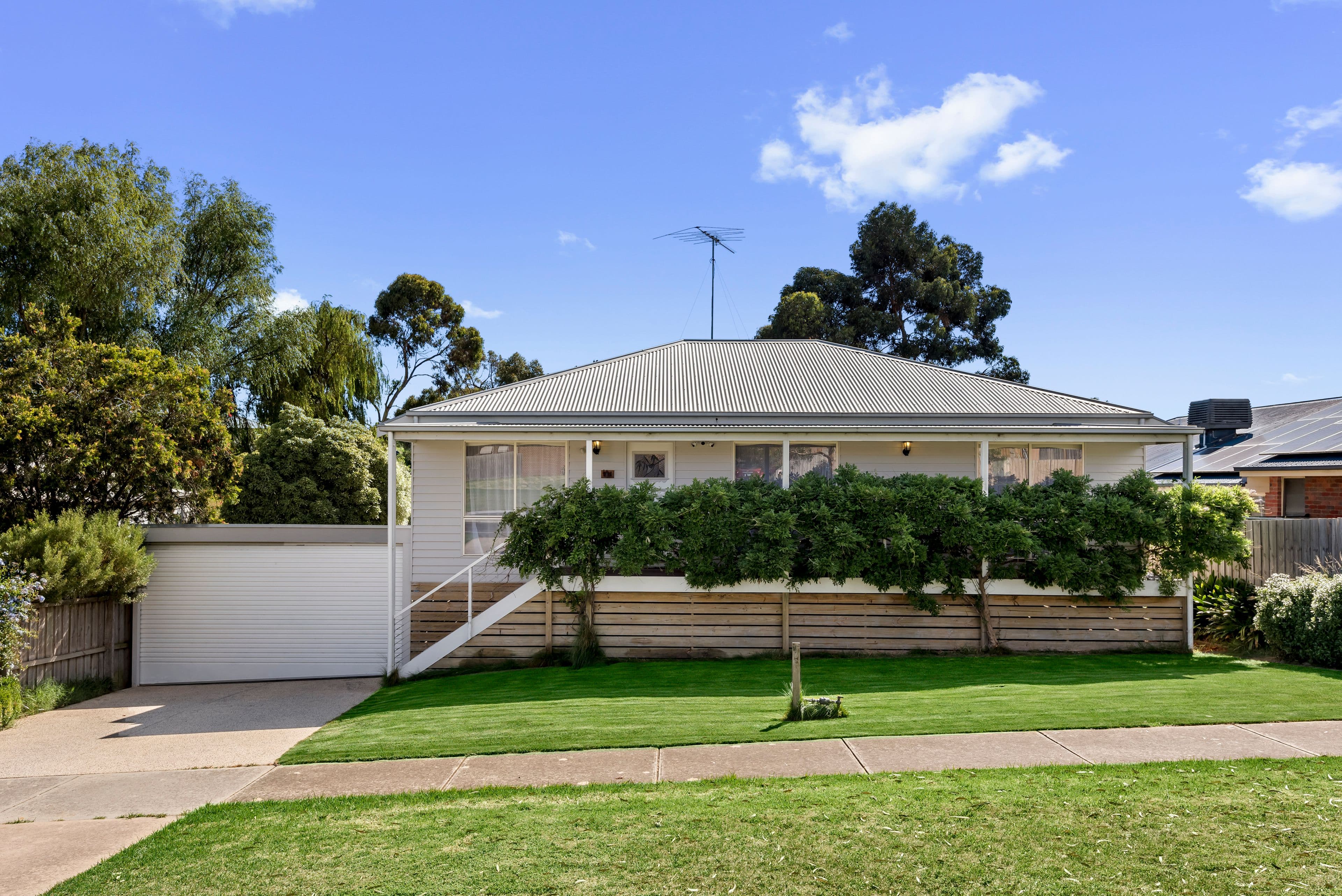 11 De Burgh Road, Drysdale VIC 3222, Drysdale - Image 1