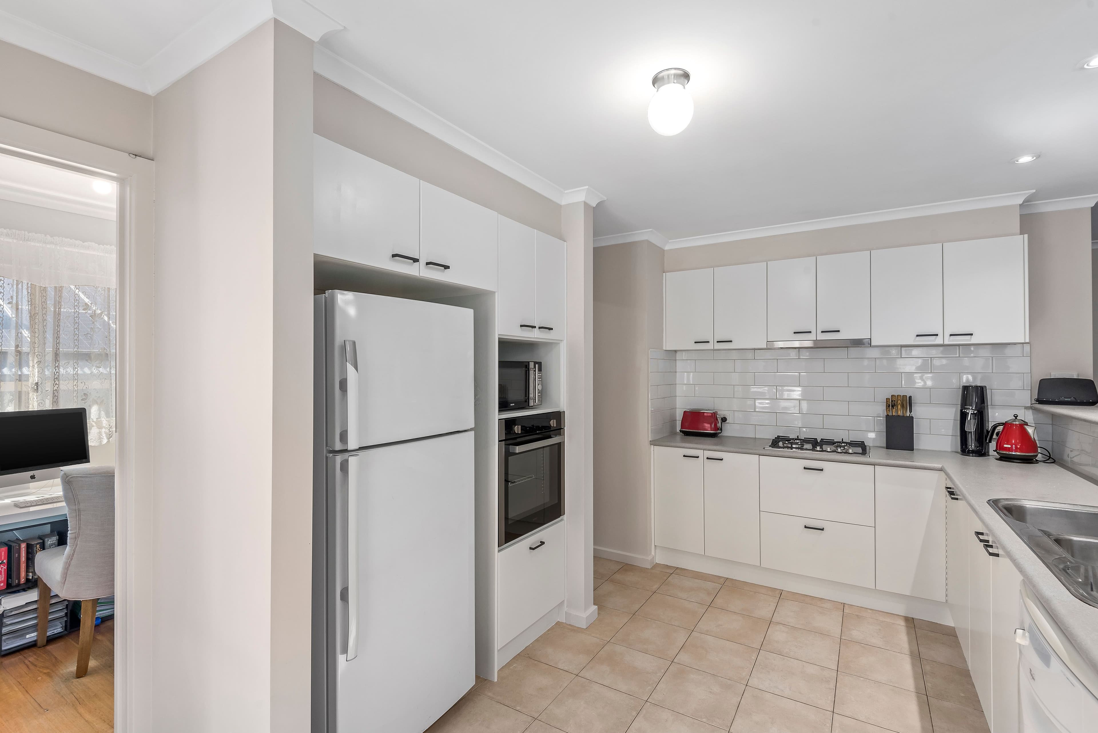 11 De Burgh Road, Drysdale VIC 3222, Drysdale - Thumbnail 7