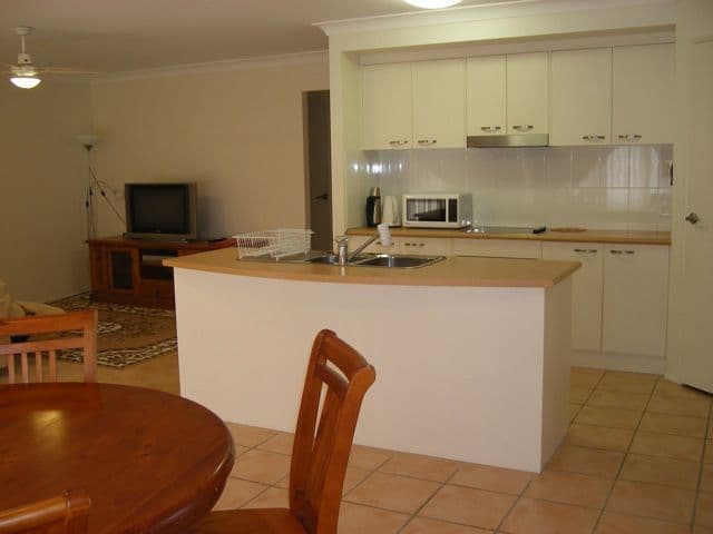 7  Susan Court, RUNCORN QLD 4113, Runcorn - Thumbnail 3
